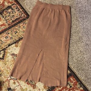 Elegant Brown Knitted Women's Skirt